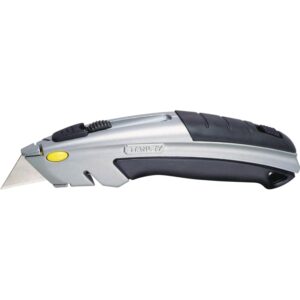 STANLEY® Trapez kniv med forskydelige blade. Nem og hurtig udskiftning og udskydning af knivbladet, knivmagasin incl. 8 knivblade